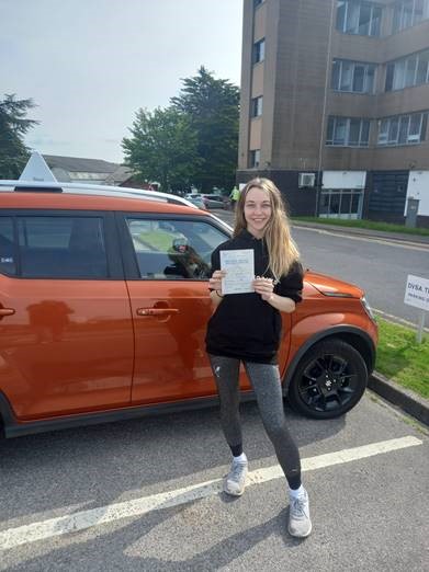 Testimonials | Driving Lessons in Reigate | SLD Driving School gallery image 1